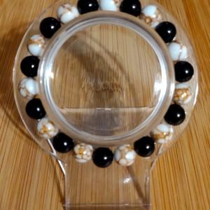 Stretch necklace and matching bracelet